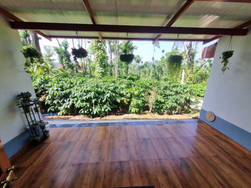 Tishina Homestay Sakaleshpur Hassan, Book Best Stays in Sakaleshpura at Best Price , Low-cost Luxury home stays with Food and Accommodation