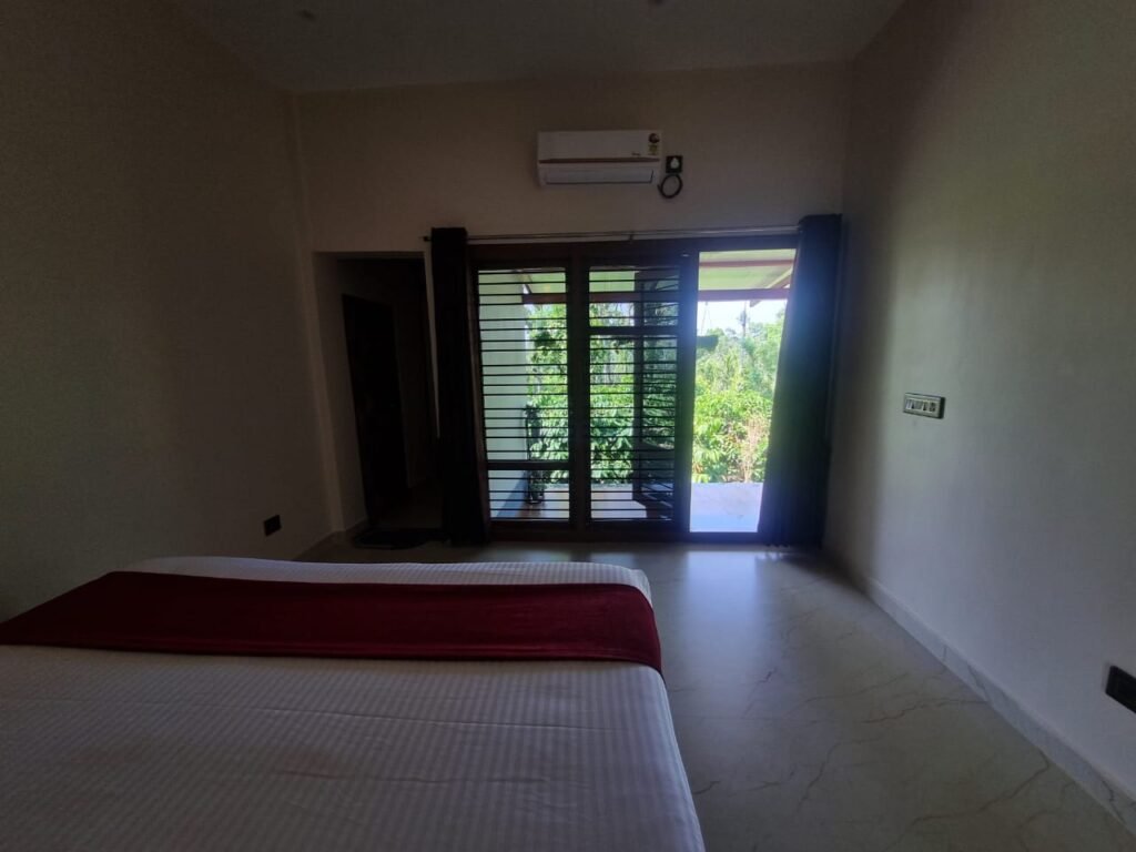 Tishina Homestay Sakaleshpur Hassan, Book Best Stays in Sakaleshpura at Best Price , Low-cost Luxury home stays with Food and Accommodation