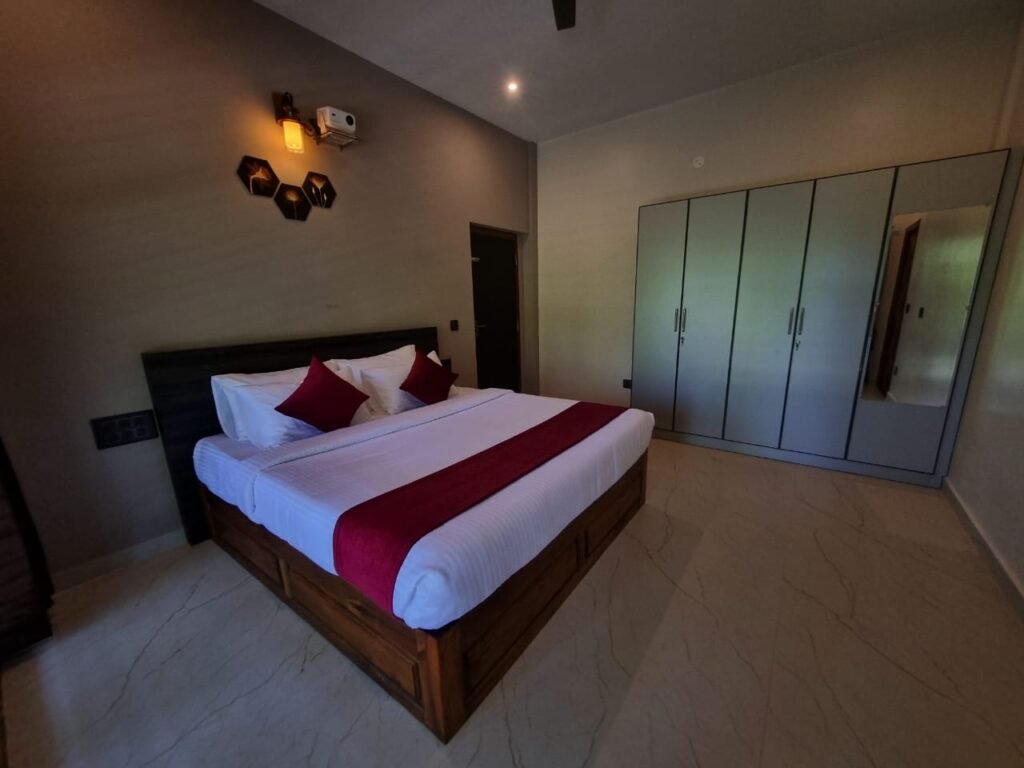 Tishina Homestay Sakaleshpur Hassan, Book Best Stays in Sakaleshpura at Best Price , Low-cost Luxury home stays with Food and Accommodation